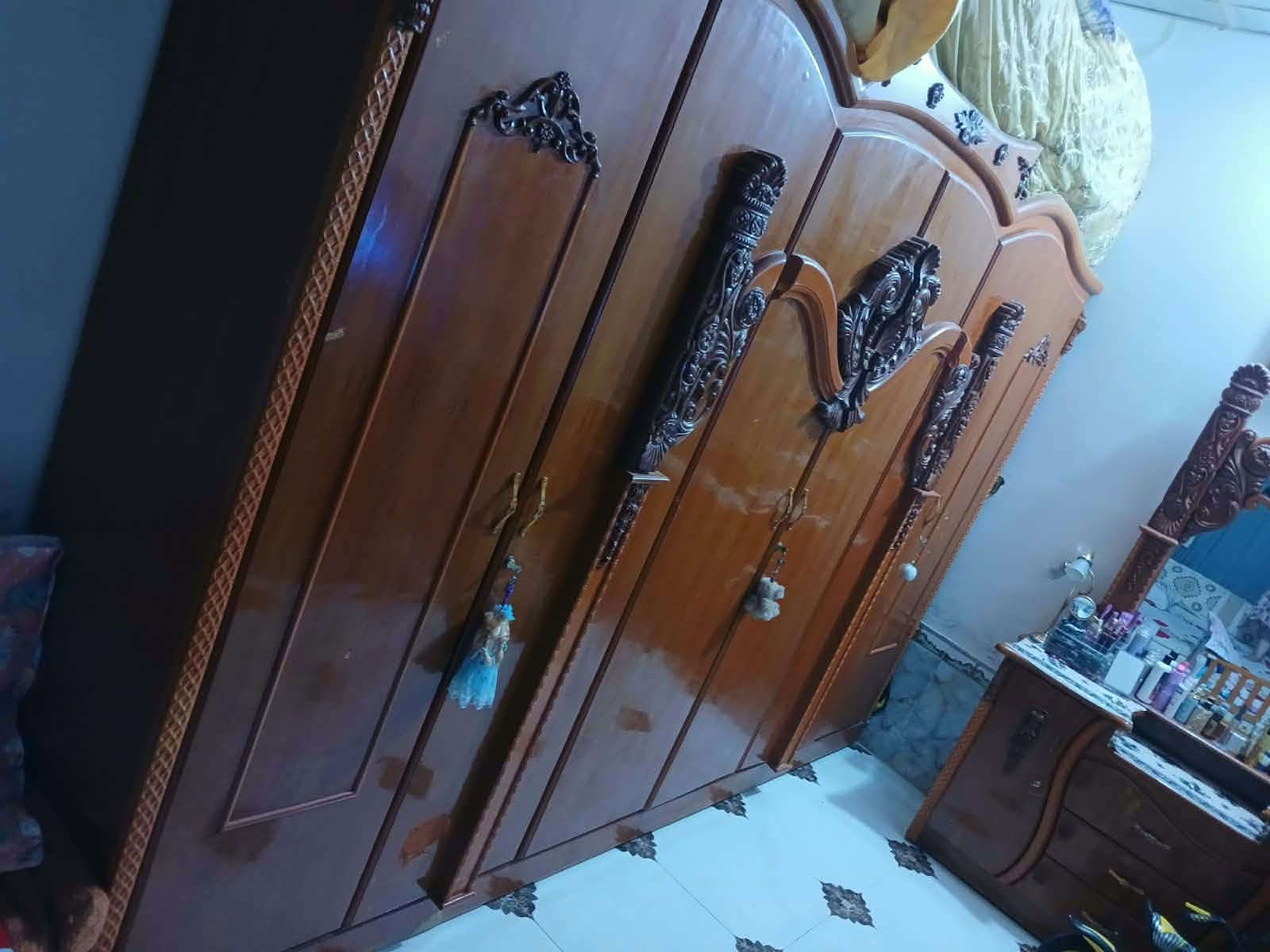 غرفه نوم صاج للبيع نضيفه سعره 600 قفل قفل قفل مكان سوك الشيوخ كرمه بني سعيد شراي يتفضل خاص
