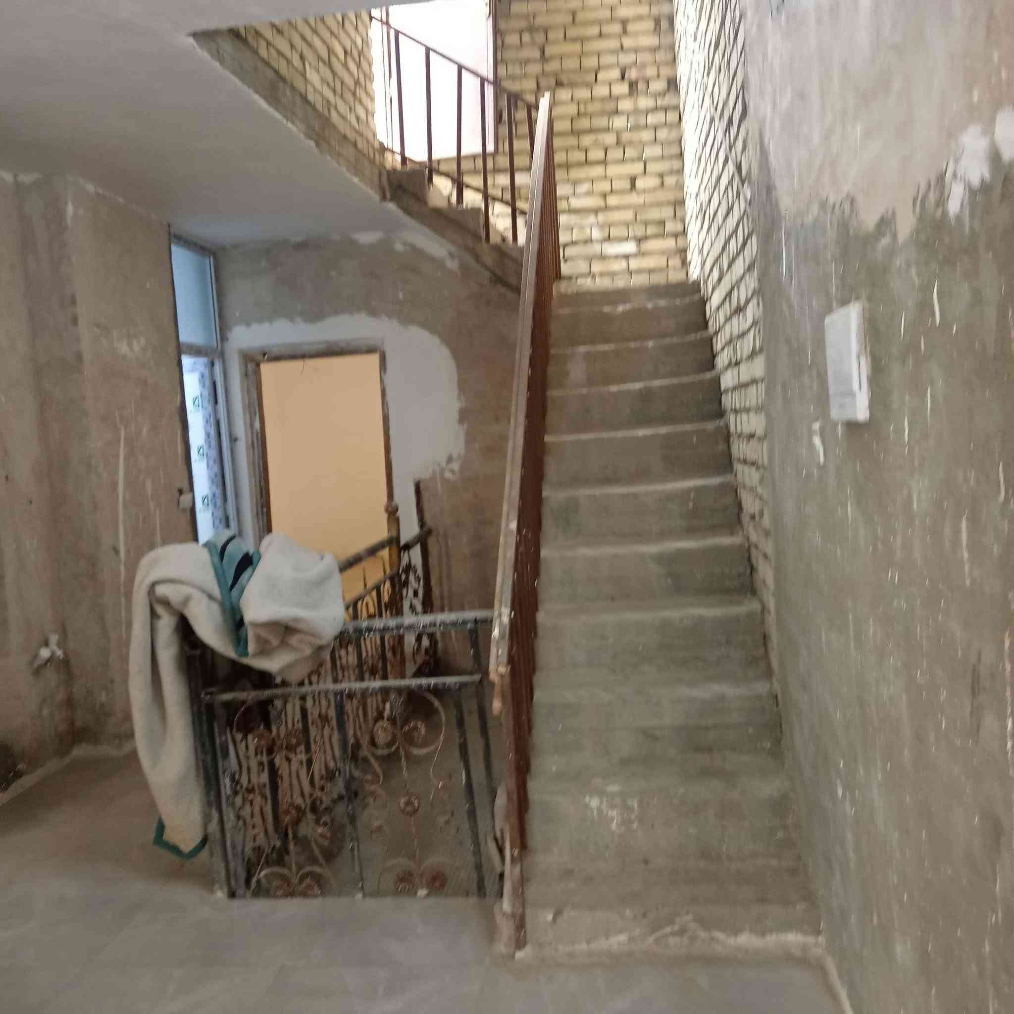 بيت للإيجار • حي التراث • قريب المستوصف