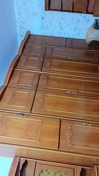 غرفه اخشاب • مستعمله • ميز تواليت ناقص