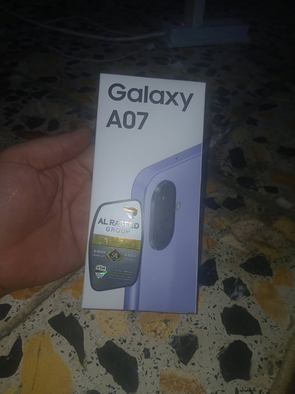 موبايل كلكسي اي  7 0
جديد استخدام شهر واحد يدعم ٦٠ فريم بوبجي 
كامل ملحقاته 
بغداد مدينه الصدر 
***********
