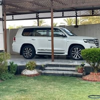 لاندكروز VXS • ٢٠١٨ • رقم بغداد