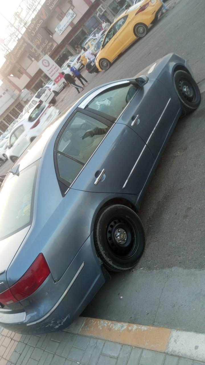 سوناتا موديل ٢٠٠٩ اربعه سلندر
مكينه 2400  جديده مامفتوحه
چاملق وبنيد تبديل والبقية صبغ حزام 
تبريد تدفئه 
95$وبيها مجال 
***********
مكاني فلوجه
