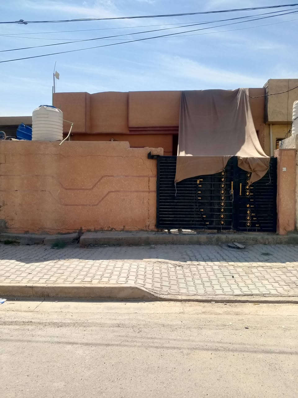 السلام عليكم بيت للبيع سعر 85 وبيه مجال الموقع اللطيفيه حل الخضراء  الاستفسار ***********
