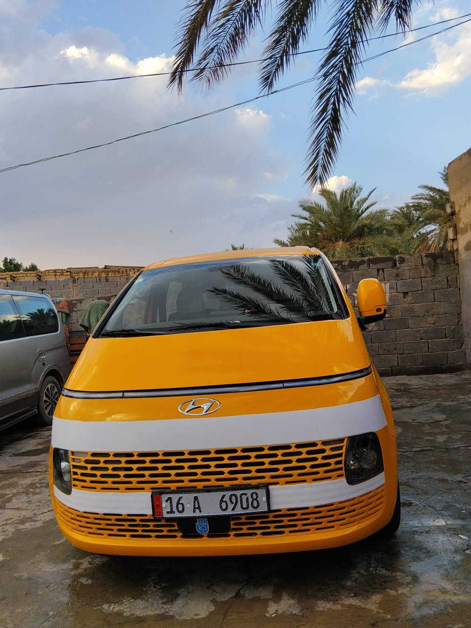 سلام عليكم اعيد المنشور بسبب ضروف
سياره 2023 سياره جديده ما متعوبه ع وضعه شريكه بيه قطعيتن كرويا بيه  سياره خير من الله مكينه 6 غاز كير 8 نمر 
سياره جاهزه فول مواصفات عده فتحه  
كلشي موضح بل فيديو 
سياره مكانه ذي قار . شطره 
سعرها 250 بيه مجال قليل 
الاستفسار اكثر ***********
