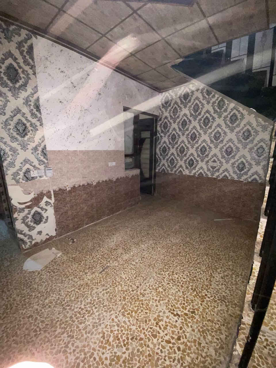 السماح الثانية • معزول • كراج