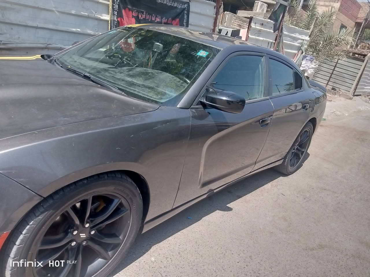 جاجر موديل 2021
وارد امريكي 
السياره بسمي 
رقم ***********
السعر 160
بيها 3قطع
أبيع صبغ عام
