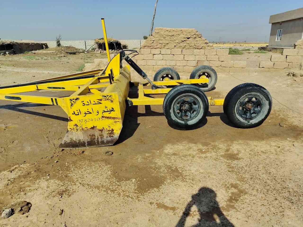 السلام وعليكم
معدلان للبيع عرض ثلاث ونص زاد فدان الابير حجم 11جديد للاستفسار التواصل على ***********
رجان الموشراي لا ينتصل مكلف بل نشر
