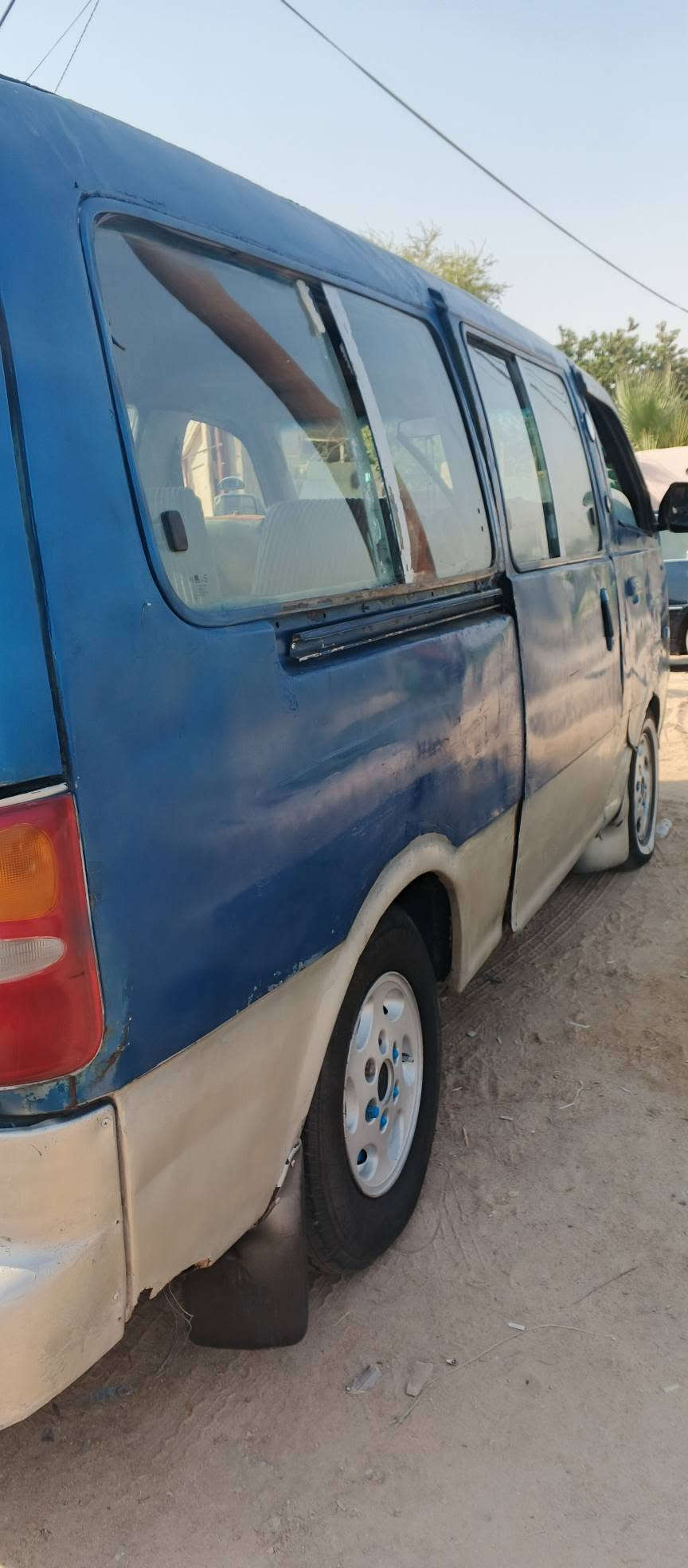 سلام عليكم بريجو نظيفه وجاهزه رقم بابل الماني محرك كبير تخم تاير باتري جديد نص نگره تشتغل حلوه مال كاسب يعيش بيها راعيها بناصريه ماريحله اني معوق مالي خلك ابيعك كوم حديد اتعهد سرقه عشائر فقط وين تريد ترايها مكاني نجف مشخاب اتصل وتدلل هاذا رقمي  *********** سعر 25 بيها مجال خط الجيه

