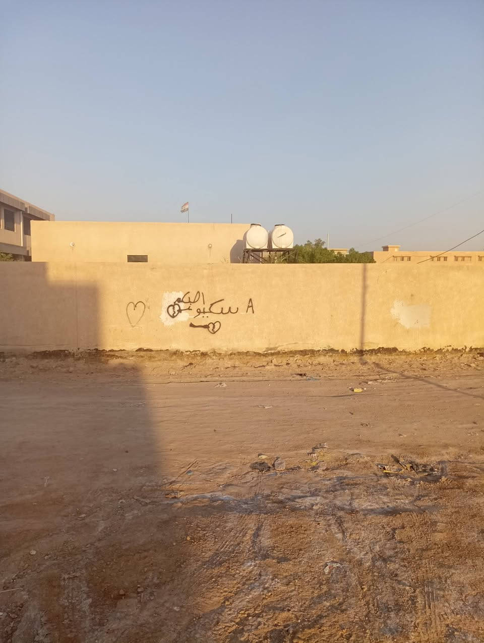 يوجد قطعة طابو صرف
المساحة 100متر 
شارع 80 محيزم 4 ورة المدارس 
عل شارع الرئيسي عريض 
للاستفسار مراجعة مكتب الشارقة للعقار مقابل مسجد الرحمن الاتصال اوعبر المراسلة ***********

