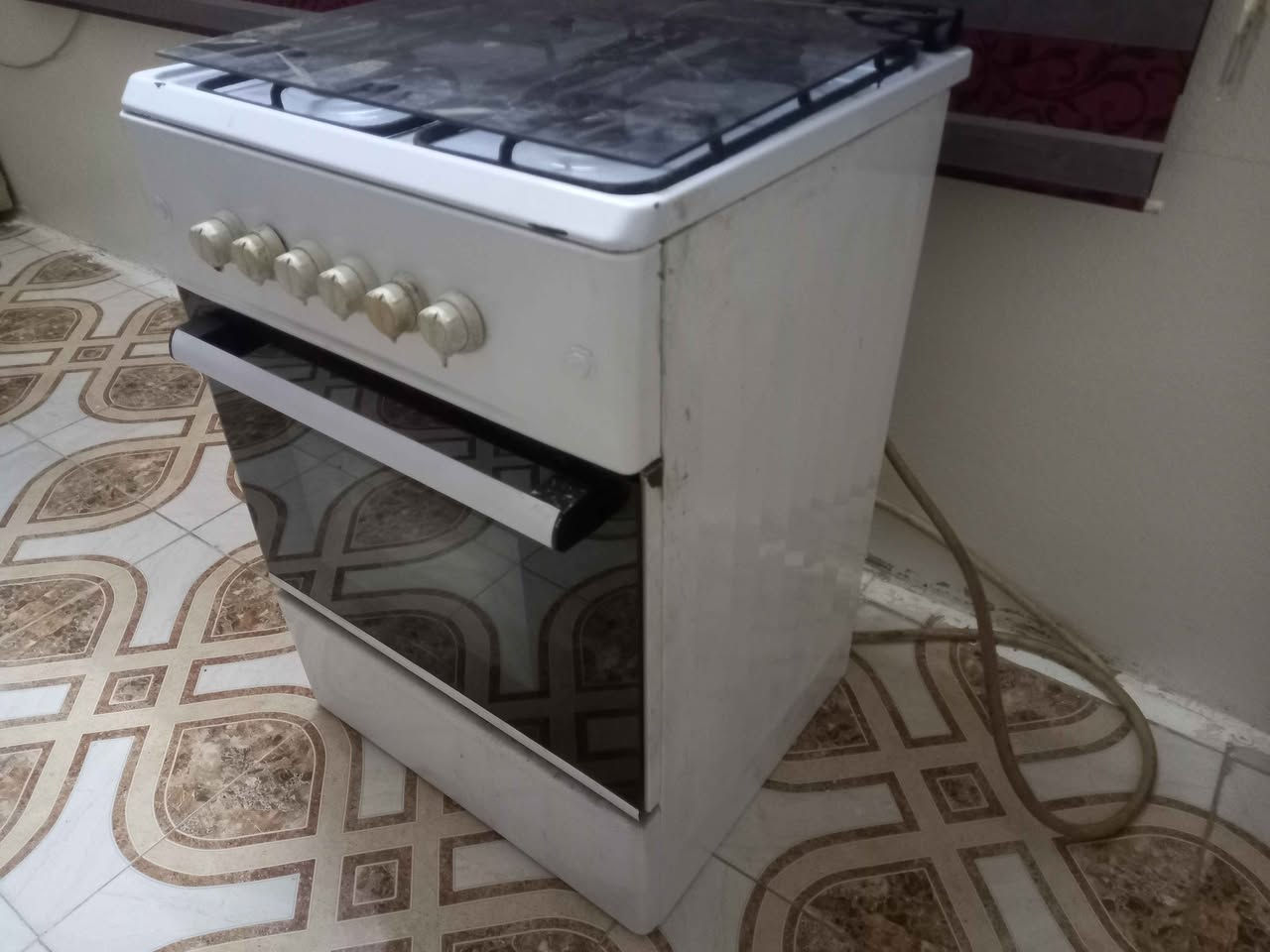 طباخ تركي للبيع شرط الشغل السعر ٦٠ ألف العنوان موصل حي الصدام بعد السيطرة عالشارع العام طريق بعشيقه *********** *********** يوجد توصيل داخل الموصل موصل, نينوى
