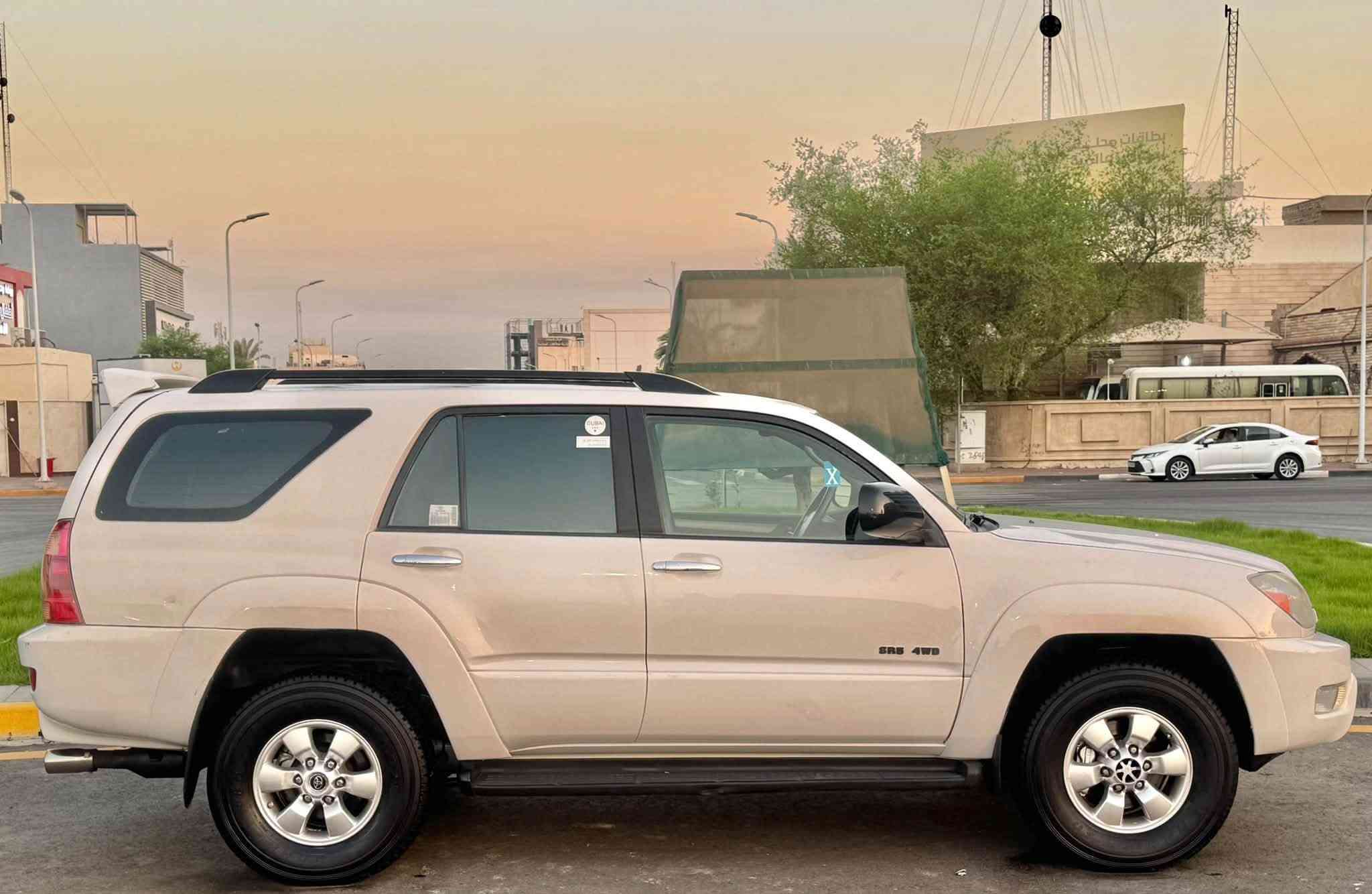 السلام عليكم للبيع تويوتا فوررنر موديل 2004 وارد امريكي كلين تايتل سيارة كفالة عامة من الضربة والتبديل والفتح بيها صبغ قطعين فقط ولباقي كفالة مكينة وكير مكفولات حجم المحرك 6سلندر 4000 حدادية وتخم تاير كلة جديد تبريد قطعتين ثلج شاشة وكامرة رقم بصرة الماني سنوية 2028 سيارة جاهزة برغي ما بيها نقص وجديدة جداً على وضع الشركة .

_______________________________________

العنوان : البصرة الامن الداخلي.

السعر : 99 وبيها مجال 

للأستفسار الأتصال:***********/***********
