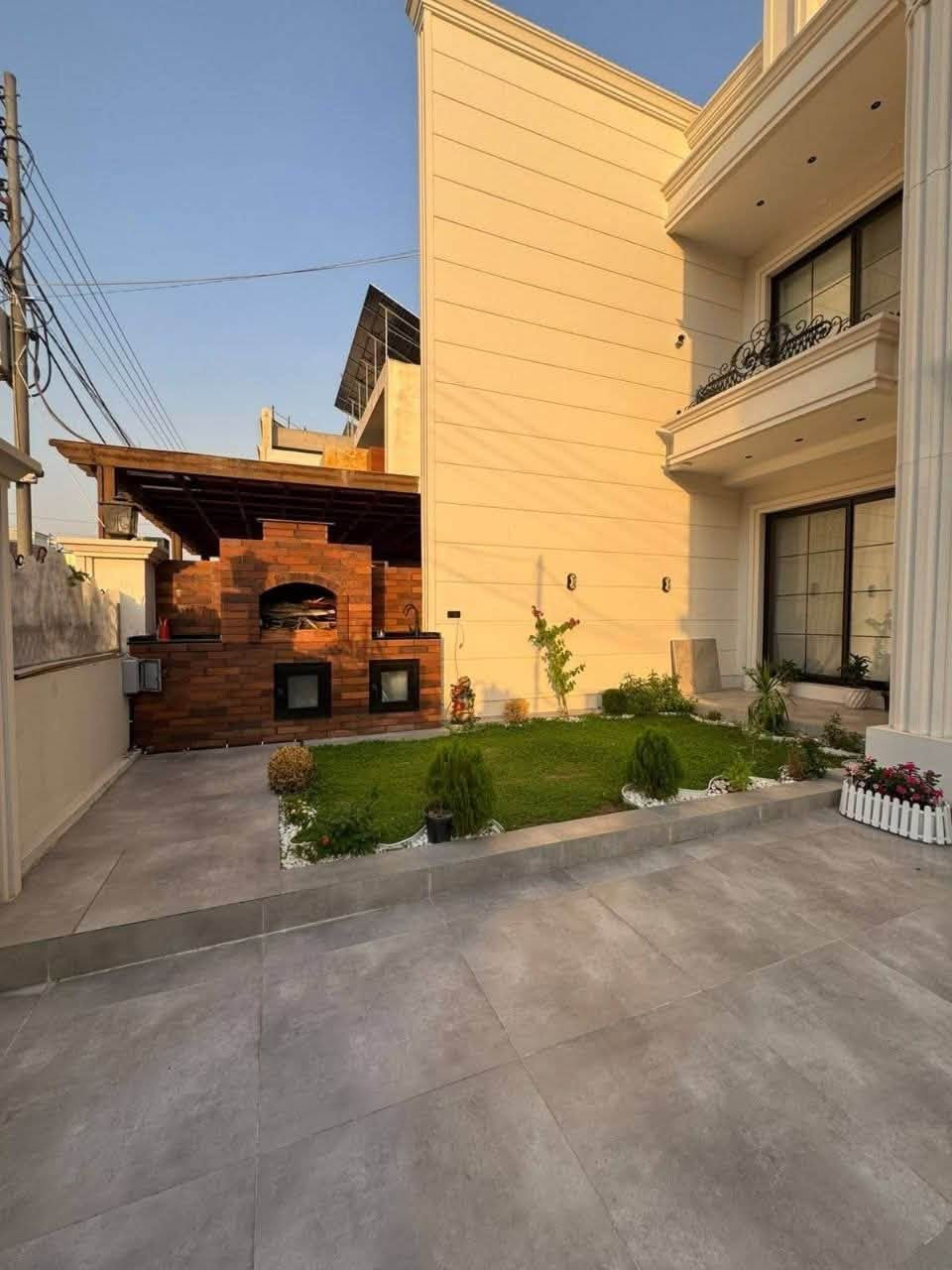 #عقارات_حبيب_علي
🔸سند طابو يتسجل بإسم اي عراقي
📍أربيل-بيت للبيع حي ماموستاياني زانكو #حديقه_داخليه

➖مساحة 300M طابقين 
يتكون⤵️
➖5غرف نوم 
➖استقبال-صاله-مطبخ-مجموعه صحيات-كراج
***********
***********
لمشاهدة الفيديو والسعر والباقي من العروضات ادخل للقناة رابط القناة👇
https://t.me/habeb2ali

#عقارات_اربيل #شقق_للبيع_اربيل #بيو_لبيع_اربيل  #فلل_للبيع_اربيل #مجمعات_سكنية_اربيل
 #عقارات_كردستان  
#استثمار_عقاري_اربيل #عقارات_بغداد_سليمانية_اربيل  #عقارات_شمال_العراق  

34 دفتر
