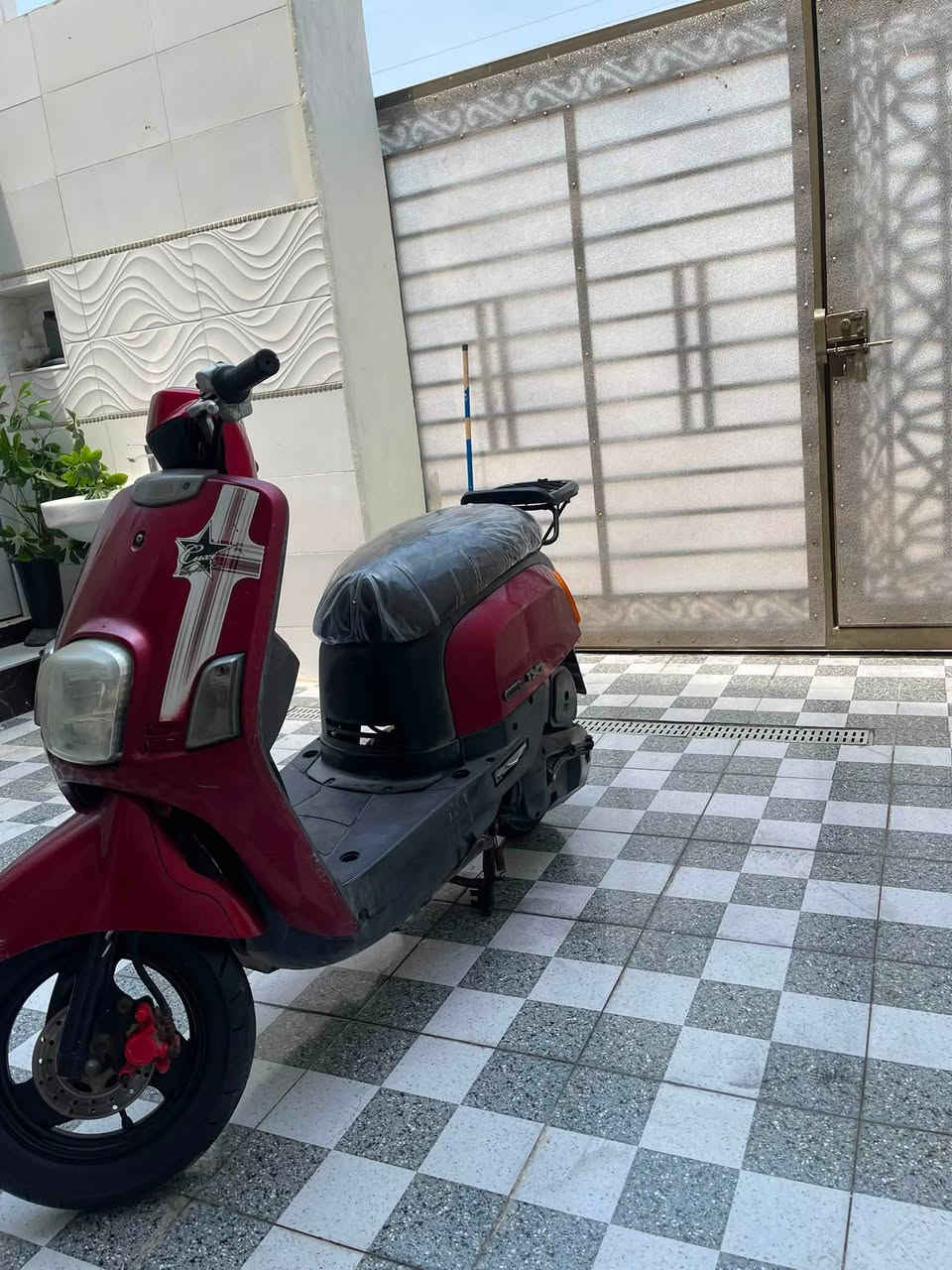 ماكس بوليس جاهزه مابيه نقص سلف هندر مكينه شرط مامفتوحه بلاديه كله جاهزه مكينه ناعمه لا صوت لا تضوح دهن لا تبخير ناشفه ع ايدي ماملعوب بيه السعر 850 
الرقم
***********
