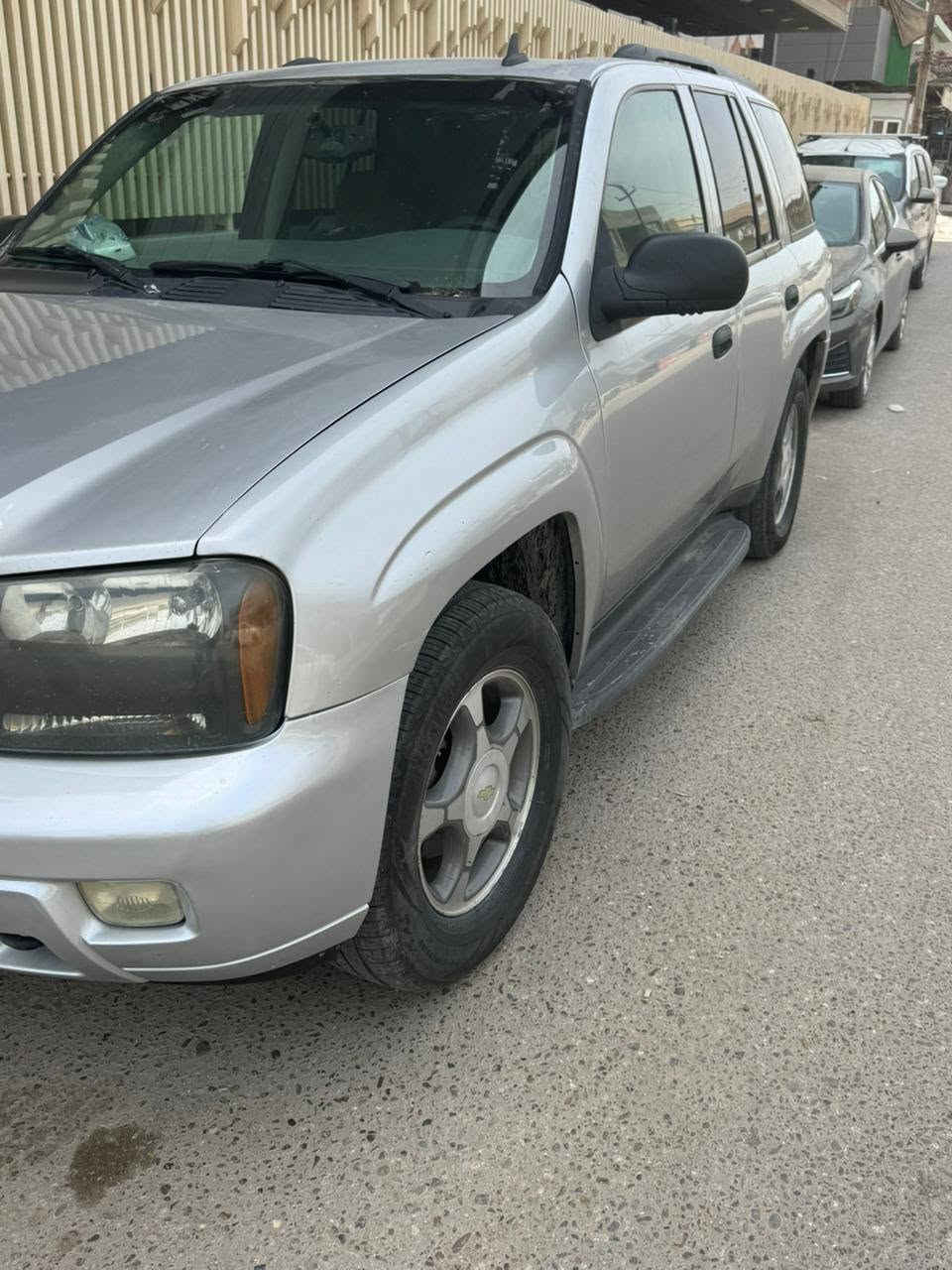 بلايزر ٢٠٠٨ رقم بغداد تحويل مباشر
١_كفاله عامه من الصبغ 

٢_ كير مكينه قبق ابيض جيد جدا

٣_حداديه اماميه خلفيه جديده وشرط وكاله 

٤_تخم تايرات 

٥_ تبريد +مروحه اضافيه +راديتر جديد سراوين

٦_ داخل مالتها مال شركه 

٧_ كهربائيات ابلاديه 

٨_ سويج الاصلي مع ريموت تتقفل ع وضع الشركه 

٩_ بجم التاهو 

١٠_للاستفسار 

***********

