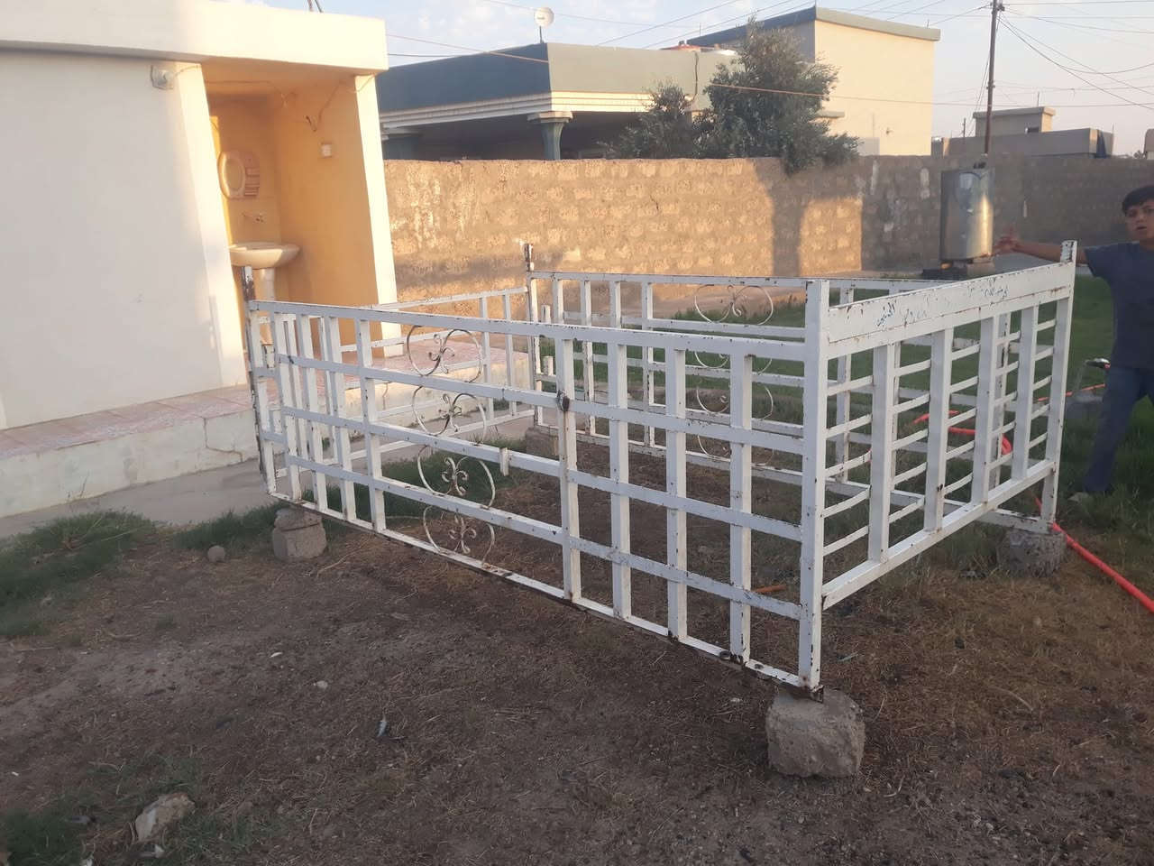 السلام عليكم محجل كيه العد اثنين البيع مكان الشرقاط قريت شكرا  رقم الهاتف ***********

