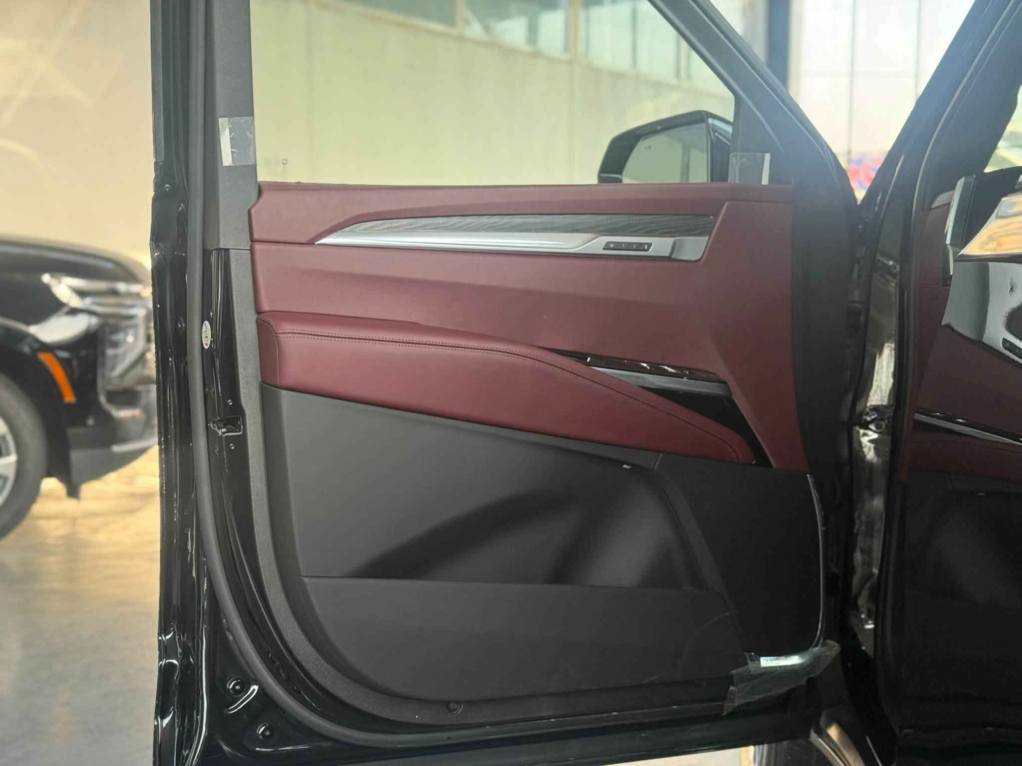 🔥🔥Cadillac.ESCALADE
2025
Km.7000
وكالة المنصور 
داخل ماروني 
مغلفة ppf
📍بغداد معارض جكوك قرب بوابة بغداد الكاظمية 
للتواصل:***********
