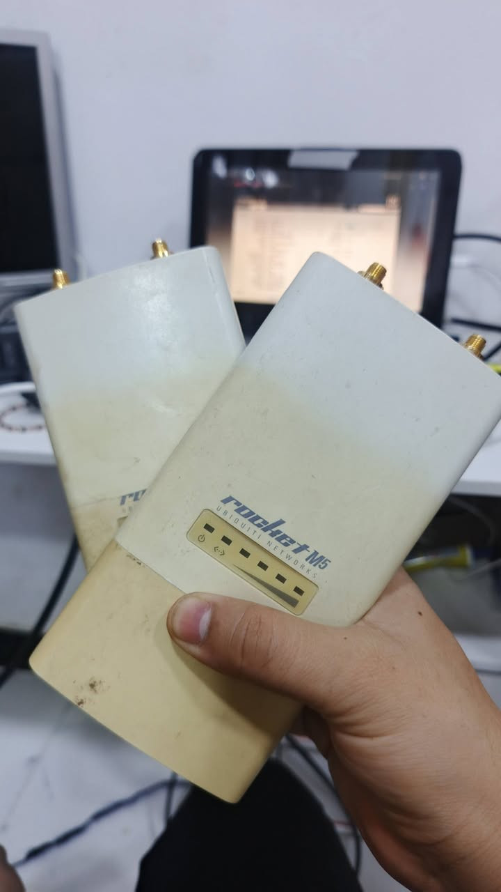 السلام عليكم
***********
مجموعة اجهزه للبيع 
Sfp 10g و 1g
30دش جديد + مستخدم 
Rbl009
Rb912
Xmروكت
Blo strom كيبل
Xmنانو
Xwنانو
12port باج بانل 
16port باج بانل
بكتيلات كل الاطوال والانواع
Net matel 921
Conslكيبل كونسل. 
Rb951 راوتر
Xtil كيبل كات 6
Microtik Qrt فلاته مايكرو تك
محولات مايكرو تك ٢٤ v

