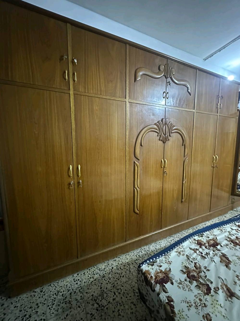 للبيع غرفة نوم عراقية 🛏️✨
غرفة نوم عراقية مرتبة وحالتها جيدة جداً، نظيفة ومحافظ عليها.
💰 السعر مليون دينار فقط
السعر نهائي، والبيع للجادين فقط.
📩 للاستفسار مراسلة خاص.