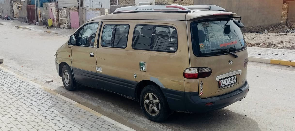 سلام عليكم 
ستاركس مفتوح 2002 جاهزه من كلشي سياره 
كير عادي واكسل جدد مكينه تبخير قليل كلش 
سياره نشاط فول رقم بغداد انكليزي بسمي كهربائيات شغاله كله 11 راكب صدر حداديه كامله
سعر 43 بيه مجال قليل بيع فقط
 مكانه ديوانيه ال بدير 
***********
