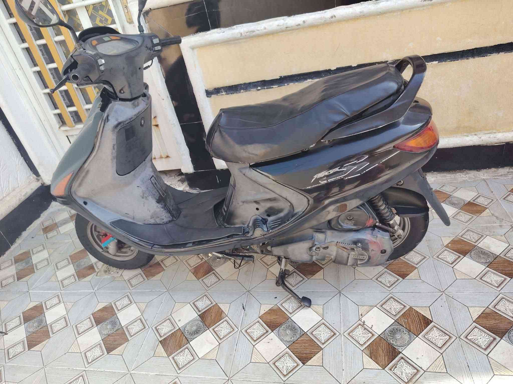 سلام عليكم فراشه فحل سرعته 140كهربائية شغاله سلف شغال مكينه مامفتوحه مكان بابل القاسم ***********

