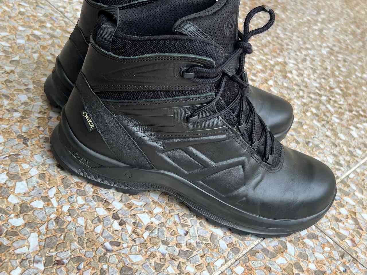 Haix- 🇭🇷 szie 42. Goretex

هایکسی کڕواتی دەژە ئاو سایزی ٤١..ئۆرجنال- ١٠٠/١٠٠ خاوێن

 ماركة هايكس اورجنال اصلى 🇭🇷 كرواتى قياس ٤٢..ضد الماء-
