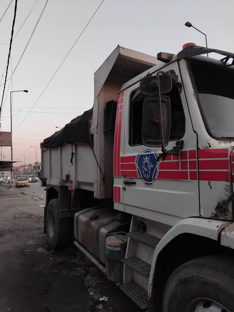 سكانيه 112موديل 89بصرة ألماني باسمي المكان بغداد للبيع رقم***********
