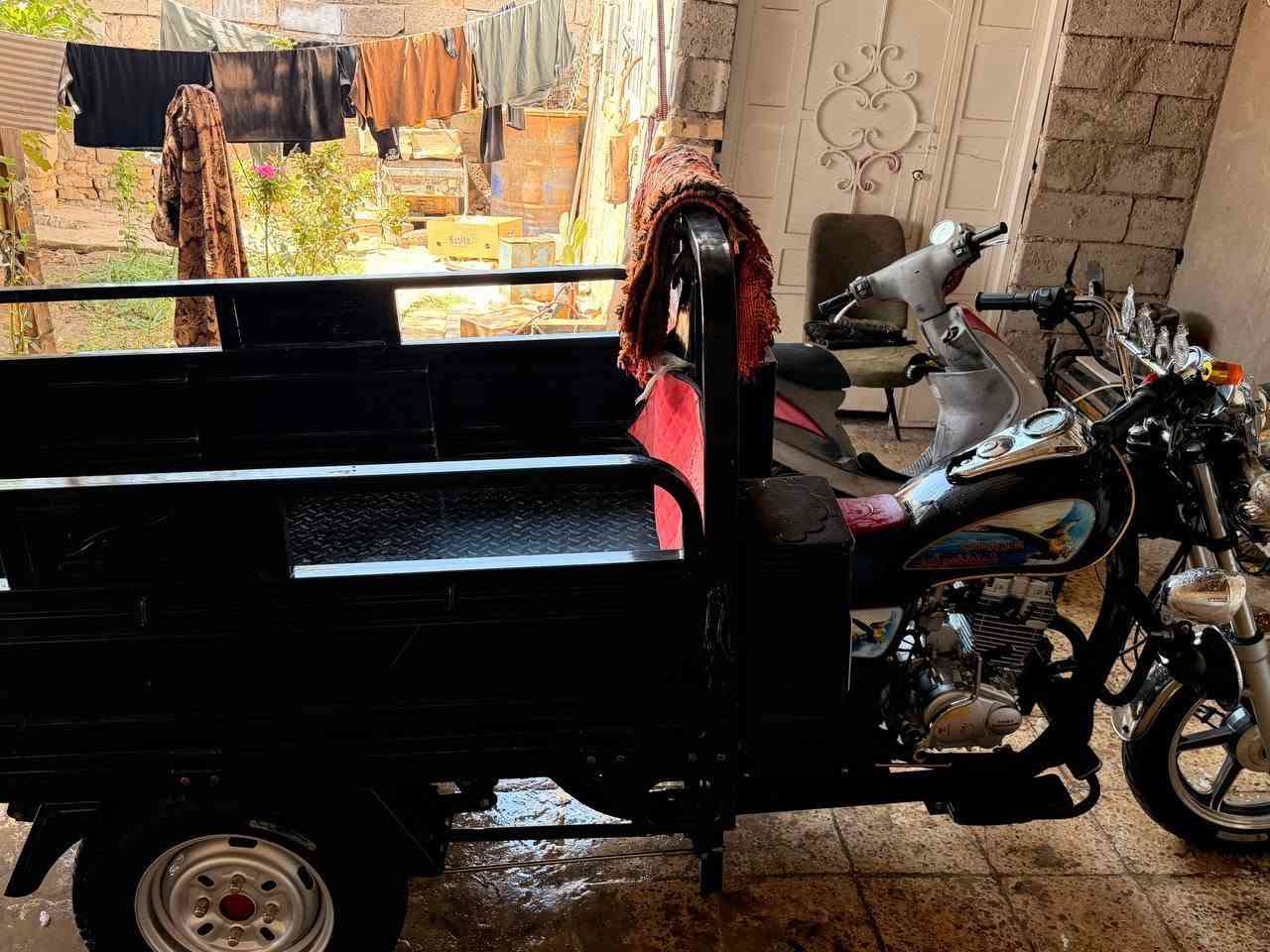 سلام عليكم ستوته للبيع وكيل نوار مكفوله كفاله عامه رقم نكليزي وسنويه المكان ديوانيه حي الجامعه الشراي بخابرني  ع الرقم متواجد ع الفيس ***********
