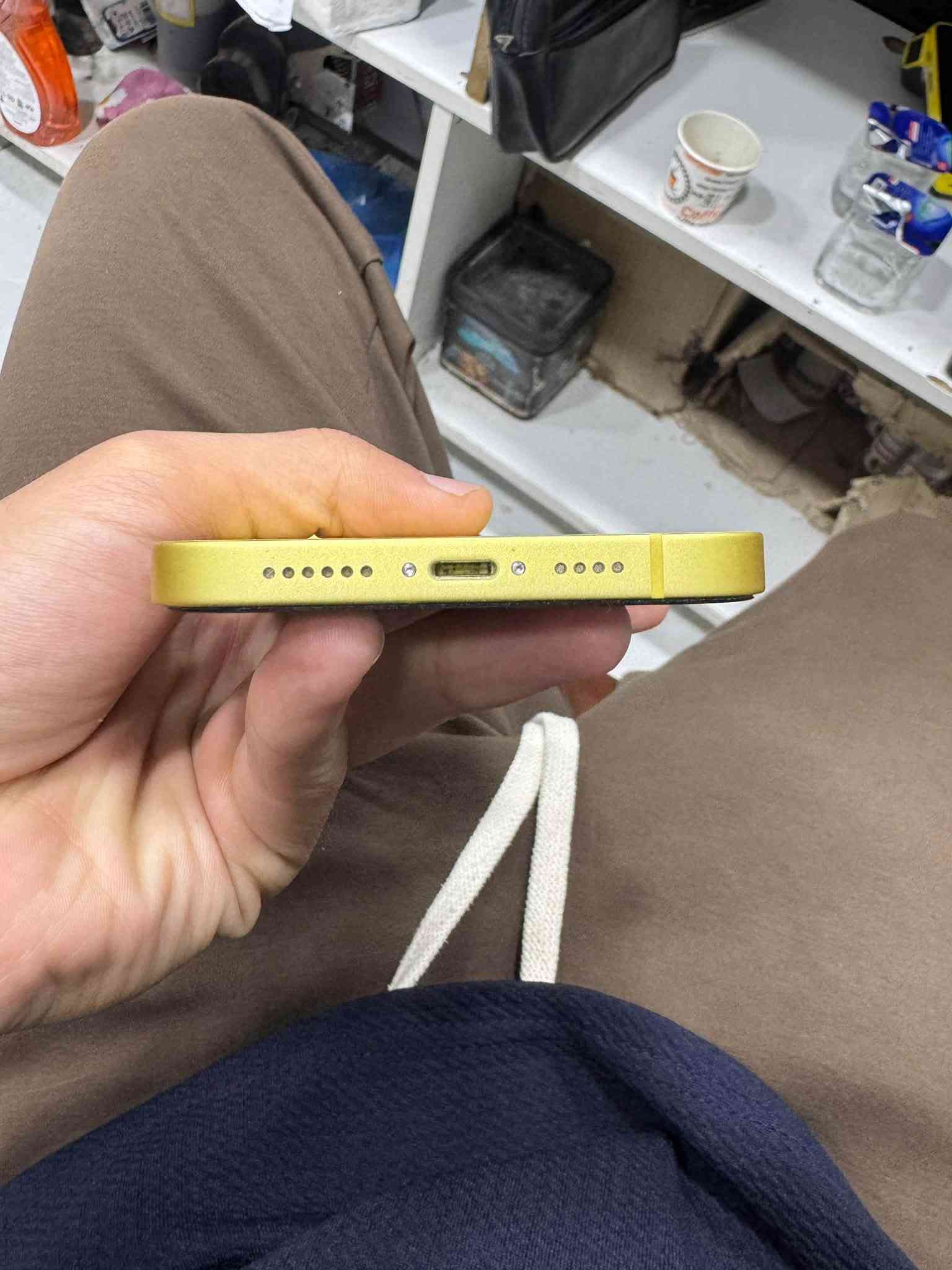 Iphone 14 PLUS 
256GB 
89%
كفالة عامة 
725,000
***********
