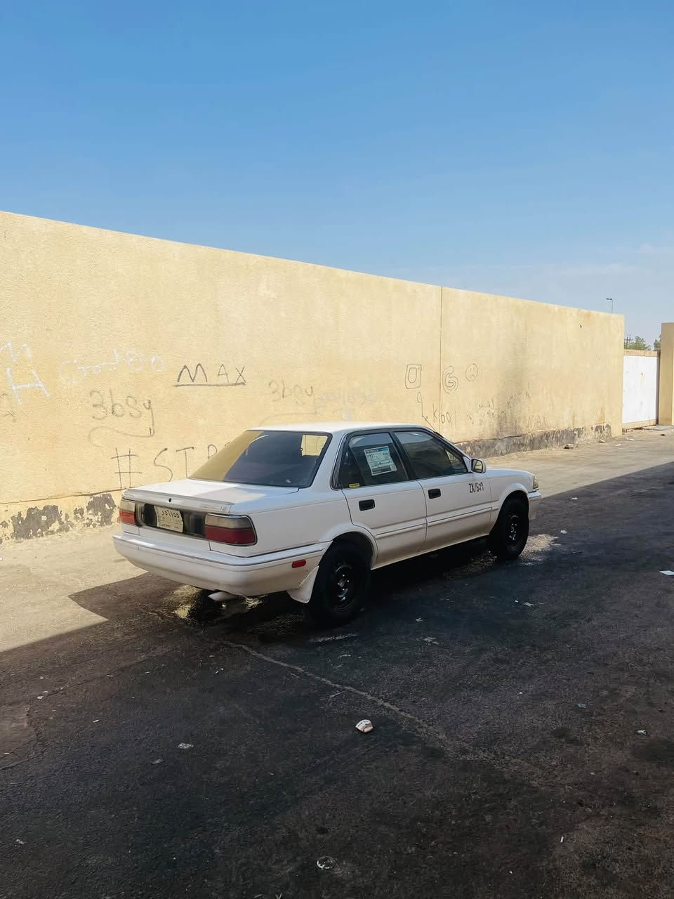 سلام عليكم كورله ياباني موديل 1992سياره جاهزه كير ومكينه وحداديه مكفولات بشرط تخم تاير جدد تبريد ثلج كهربائيات كله شغاله سياره مصبوغه عام الجماليه فقط مكفوله من لضربه ولكص ولشواصي ولغود ترايك وين معجبك رقم بغداد تحويل ثاني يوم سنويه ل29 سعر 38 وبيه مجال عنوان واسط لمو شراي لا يعامل ***********
