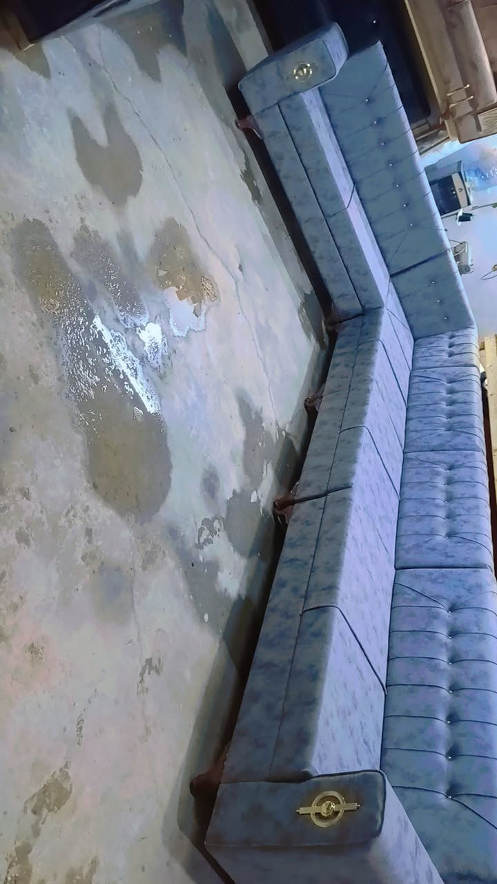🔸 الهاشمي لتخامه والدواوين 🔸

✨ لأن الجودة هي عنواننا، والمصداقية هي سر نجاحنا! ✨

🔥 عرض خرافي لا يفوّت! 🔥
***********
احصل الآن على ديوان ستندر مكون من: 🛋️11 مقاعد - 5 قطع - 

            ✅ بسعر 350 ألف دينار فقط!

📌 تخم صناعة عراقية أصيلة، يوصلك مطابق تمامًا للصورة والمواصفات.
💎 ضمان 3 سنوات من تاريخ الاستلام!

🚚 التوصيل متوفر لجميع المحافظات (مع اختلاف بسيط في الكلفة حسب الموقع).

⚡ مواصفات التخم المميز:

الخشب: روسي جام بلوك
الإسفنج: أول مضغوط، عالي الجودة
القماش: قديفة مقاوم للماء (Waterproof)
✨ الأسعار ثابتة من المعمل مباشرة، لا وسطاء!

💰 السعر المميز للتخم بـ 600 ألف دينار فقط!

(ملاحظة: أي إضافات على الديوان خارج الحساب الأساسي)

⏳ العرض ساري لفترة محدودة، سارع بالحجز الآن!

📍 العنوان: الحلة، شارع 80 (الطريق المؤدي للنجف)

📲 للحجز أو الاستفسار، اتصل أو تواصل معنا عبر الزر اسفل المنشور او على الارقام 
📞 ***********وتساب
📞 ***********
📞 ***********
✨ اطلب الآن واستمتع بأفضل العروض والتخم المميز بأسعار لا تقاوم!
