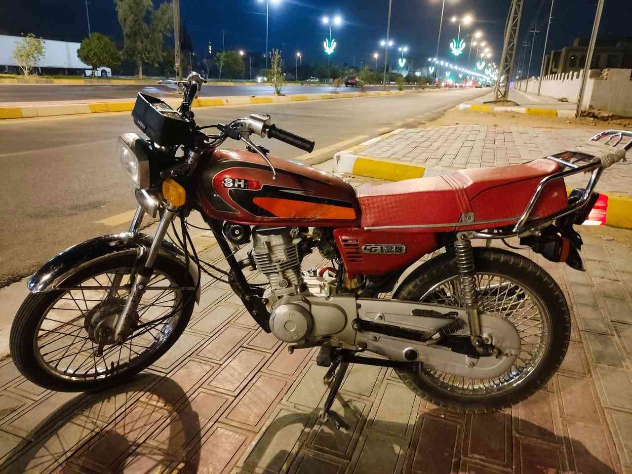 السلام عليكم دراجه اربعه كير للبيع مديل 2018 دراجه نضيفه السعر550وبيهامجال كربلاء المقدسة رقم ***********
