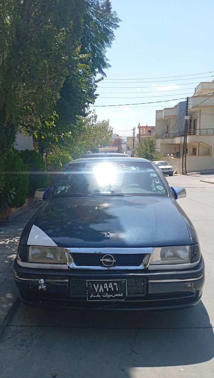ئۆپڵ ڤیکترا بۆ فرۆشتن  مۆدێک 1990
مەکینە 18 دەی گێڕ عادی 

  مەکینەی چرکەی تیانییە هەموو گیانی بەشەرت

لەڕەسمەکە جوان تر نەبوو نەتەوێ 

(سەیارەیەکە سەنەوییە ) 

لەسلێمانی مشتەری بووی تێلکە لەخزمەتام 

*********** 

16گەڵاو مەعامەلەیەکی برایانە 

ئەدمین‌😍

