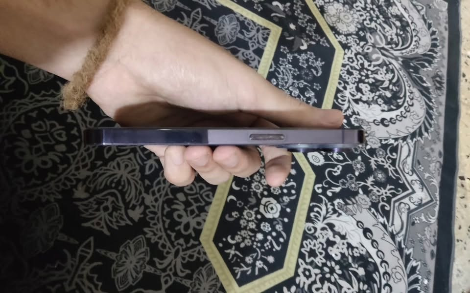 آيفون ١٤ برو • بطارية مستبدلة • حي العامل