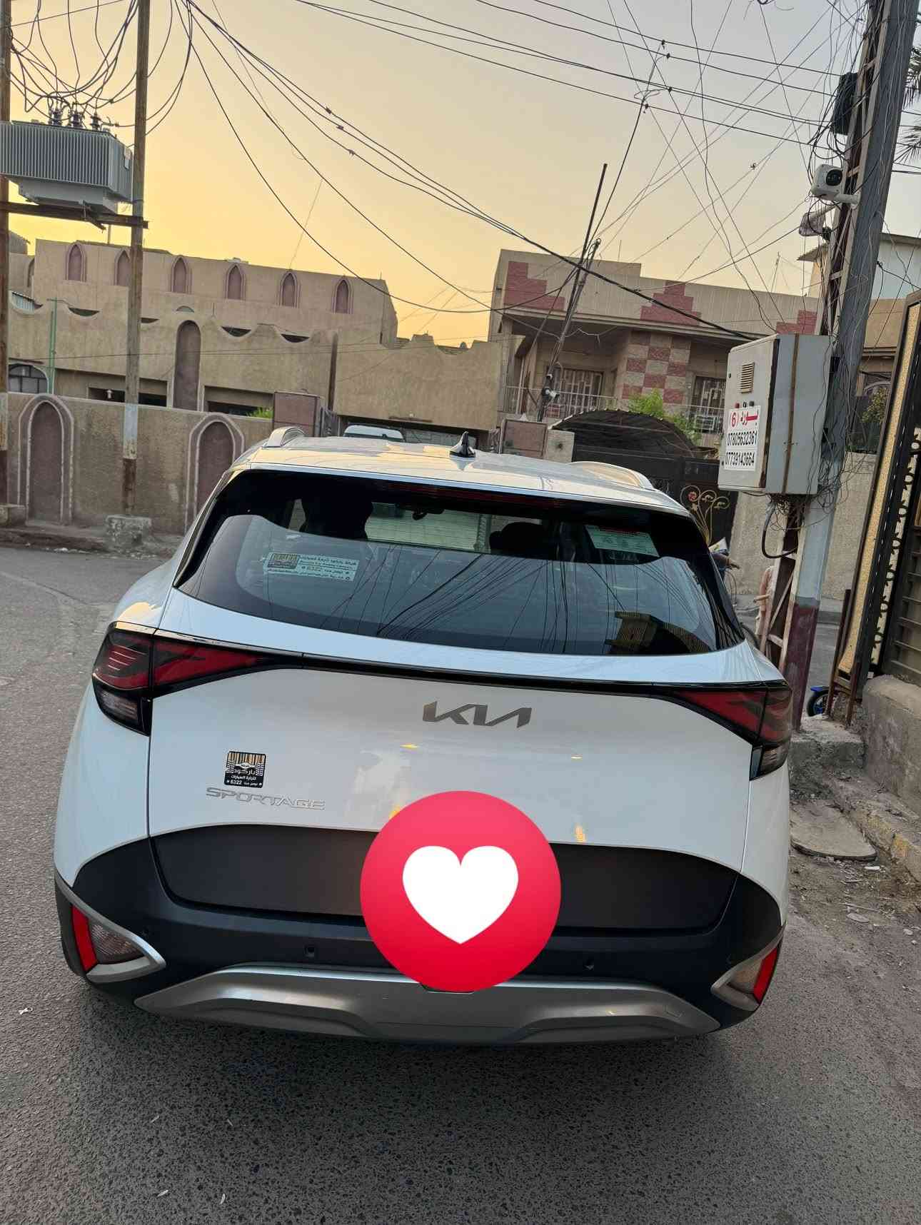 سلام عليكم سبورتج موديل 2023 خليجي مكينه 2000 دوش السياره جديده كلش السياره استعمال قليل ماشيه 16 الف فقط يعني مماشيه مواصفات تبريد قطعتين بصمه تشغيل عن بعد مري شفط اشاير بالمري رادار ترحيب مثبت سرعه وباقي المواصفات السياره كفاله عامه حتا دعاميات مالته بلاديه بيه فقط بارد كد شبر بالجاملغ الخلفي فقط مكاني بغداد السعر 206 وهذا رقمي ***********
