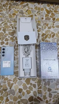 كامون 40 برو • ٢٥٦ • رام ١٢+١٢