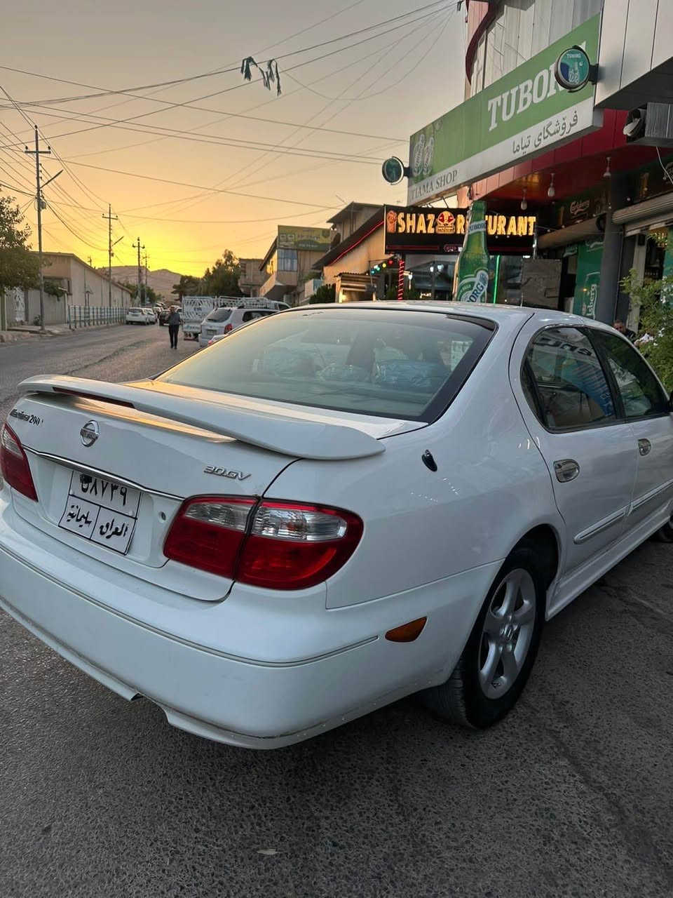 سەیارە بۆ فرۆشتن / سيارة للبيع
Nissan Maxima 2009 (نیسان ماکزیما ٢٠٠٩)
بە کوردی:
 * مۆدێل: ٢٠٠٩ (ئیستراد خاص)
 * تایبەتمەندییەکان:
   * کوشین کارەبایی
   * سوکان ڤۆلیۆم (دەستکاری کردنی دەنگ لەسەر سوکان)
   * تەبریدی لەمس
   * شاشە و کامێرا
   * گێڕ عادی
   * مەکینە ٦ پستۆن (٣٠٠٠)
 * بارودۆخ:
   * گێڕ و مەکینە و کارەباییات بە شەرت
   * هەموو گیانی لەسەر دەقی شەریکەیە
   * ٤ پارچەی بۆیاغە
   * سەنەوی بەسەرچووە
 * نرخ: ٧٢ وەڕەقە ($7,200) و مەجالێکی کەمی تێدایە

*********** watsup

بالعربية:
 * الموديل: 2009 (استيراد خاص)
 * المواصفات:
   * كراسي (كوشن) كهرباء
   * تحكم مقود (فوليوم)
   * تبريد (تكييف) لمس
   * شاشة وكاميرا
   * قير عادي
   * محرك 6 سلندر (سعة 3000)
 * الحالة:
   * القير والمحرك والكهربائيات بشرط الفحص
   * السيارة بحالة الشركة بالكامل (قطع أصلية)
   * تحتوي على صبغ في 4 قطع
   * السنوية منتهية (متوقفة)
 * السعر: 72 ورقة (7,200$) مع مجال بسيط للتفاوض

*********** wats up كويسينجاك, أربيل
