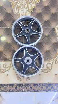 للبيع • مايعرف سعره