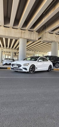 🏁 للبيع: جينيسيس G70 - فئة Sport Prestige (فل كامل) 2023 سيارة تجمع بي...