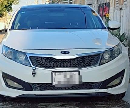 السلام عليكم كيا اوبتما موديل 2012 خليجي  محرك 2400 السعر ١٠٠ بيهه مجال مكانها واسط  اكثر تفاصيل على الرقم ***********
