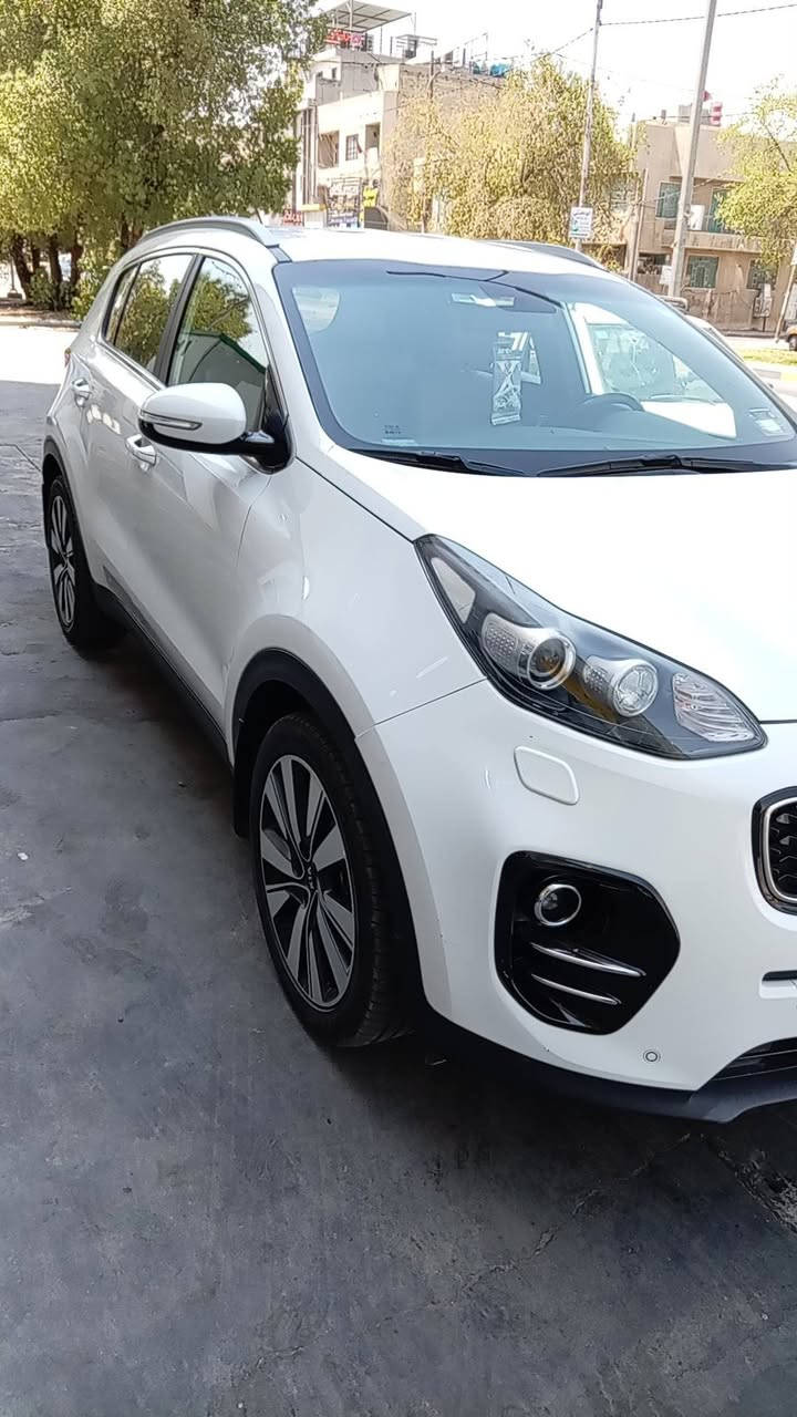 السلام عليكم سبورتاج موديل 2018 خليجيه مكان السياره البياع رقم بغداد رقم ***********
