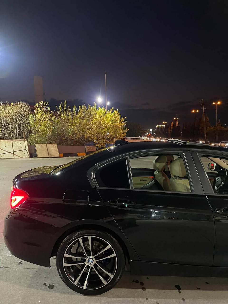 BMW 2018 320i
90mil ماشيه
فول 1/1
كير مكينه طخم شرط
3قطع تبديل بدون دواخل بدون ايرباك
السعر $147
وعليها غرامات 1,000,100مليون ومئه الف
للاستفسار: ***********
