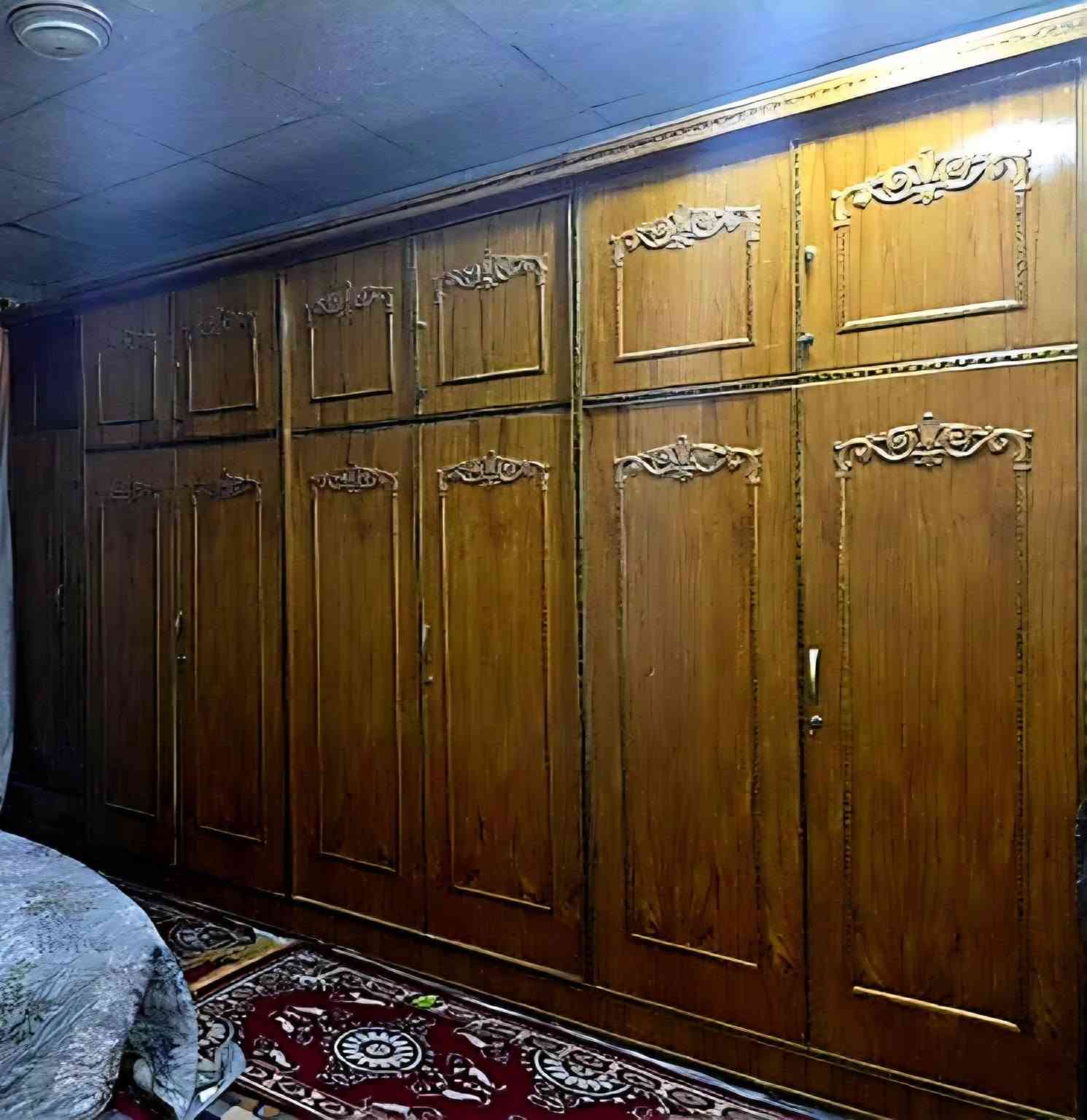 غرفة اخشاب • كنتور ٦ بيبان • النجف حي الرحمة