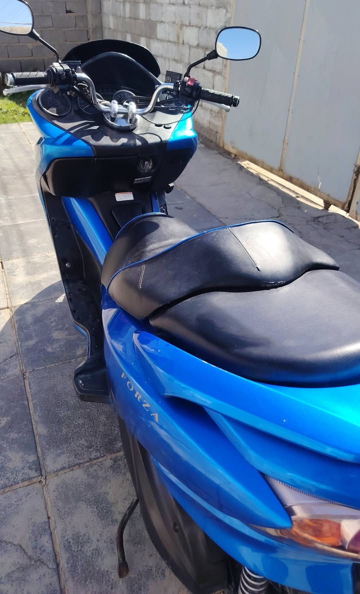 سلام عليكم 
للبيع صفر 10 
سعر 950 وبيه مجال 
تفاصيل ***********📞
