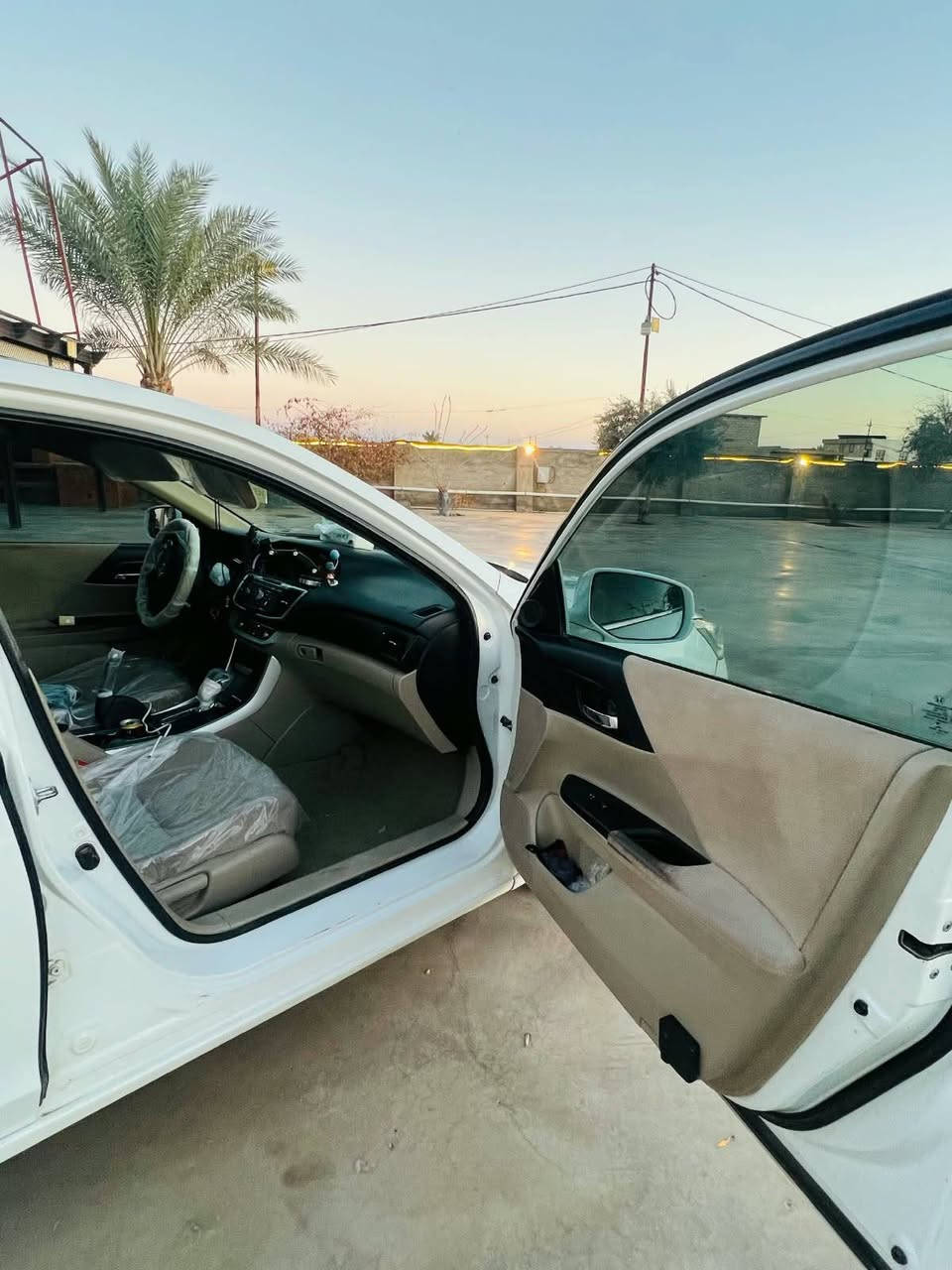 اكورد موديل ١٣ خليجي ضرر قطعه وحده جاملغ امامي سكن تبريد قطعتين لايت كهرباء جام كهرباءتخم  تاير جديد صدر فوك الوسط كير محرك شرط أربيل شرط التحويل

مكان السياره صلاح الدين العلم 

الاستفسار ***********
