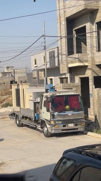 هينو طيره للبيع موديل92 كرين سوبر زيت 3600 رقم بغداد السعر 140 للتواصل...