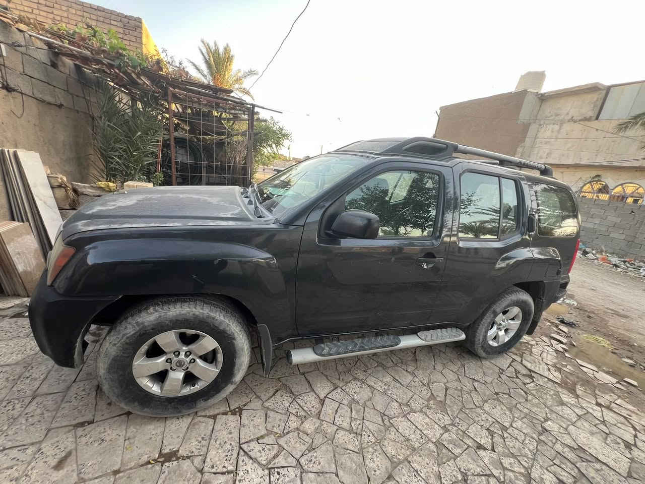 السلام عليكم. سيارة للبيع نيسان اكستيرا  موديل 2009 محرك 4000شاشة كامرة مثبت سرعة السيارة رقم بغداد بسمي تحويل ثاني يوم يرادلهة ترتيب بسيط بيها ملاحظات هذا فديو شرح كامل واليجي هلا بي السعر 98 وبيها مجال حك الجية الاستفسار على الرقم ***********
