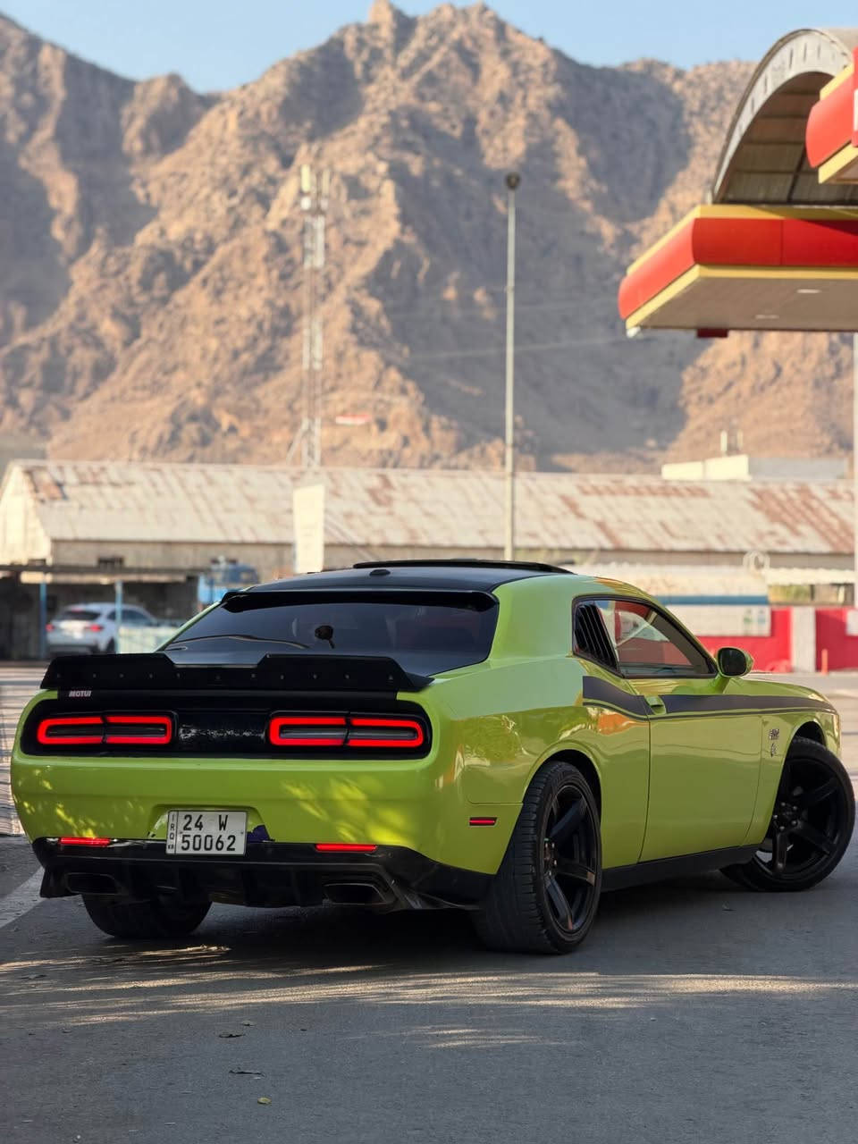Dodge Challenger RT 2023 
سەیارەکە  گێڕ و مەکینە و کارەبایەتی و تەبریت بە شەرت . 
قەپات مواسەفاتە 
سڵاید 
بەسمە و شەخال 
گێڕ شەفت
ڕاداری پێش و دواوە 
سەیارەکە نموونەیە لە جوانیدا 
بێچاڵ و شوخت بێقوپاوی 
٣٤ هەزار میل 
دینار مەسرەفی نییە 
سەیارەکە کامل جایزە 
بۆ زانیاری نرخ تەلەفۆن بکەن بۆ ئەم ڕەقەمە 
*********** 
شوێن ڕانیە . رانية, السليمانية
