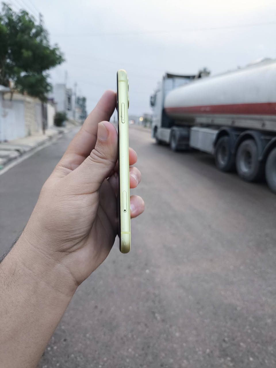 آيفون 11 • ٢٥٦ جيجا • فيس ايد معطل