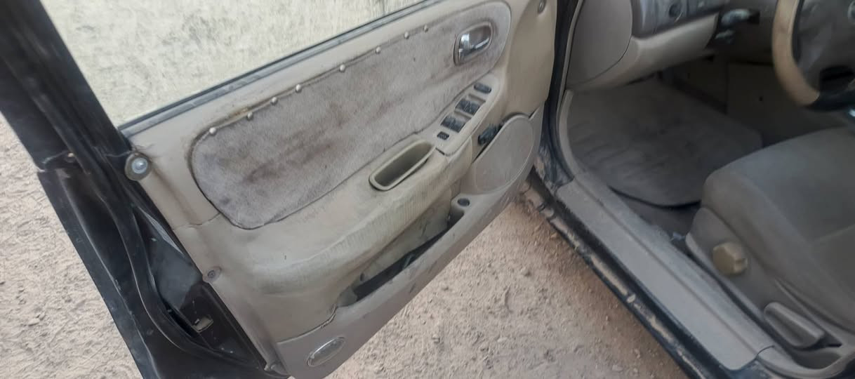 للبيع مازدا موديل 2000 بارد امريكي رقم اربيل جديد سنويه ل 28 محرك مجفف جديد مكان السياره اربيل سعرها 40 وبيها مجال ***********
