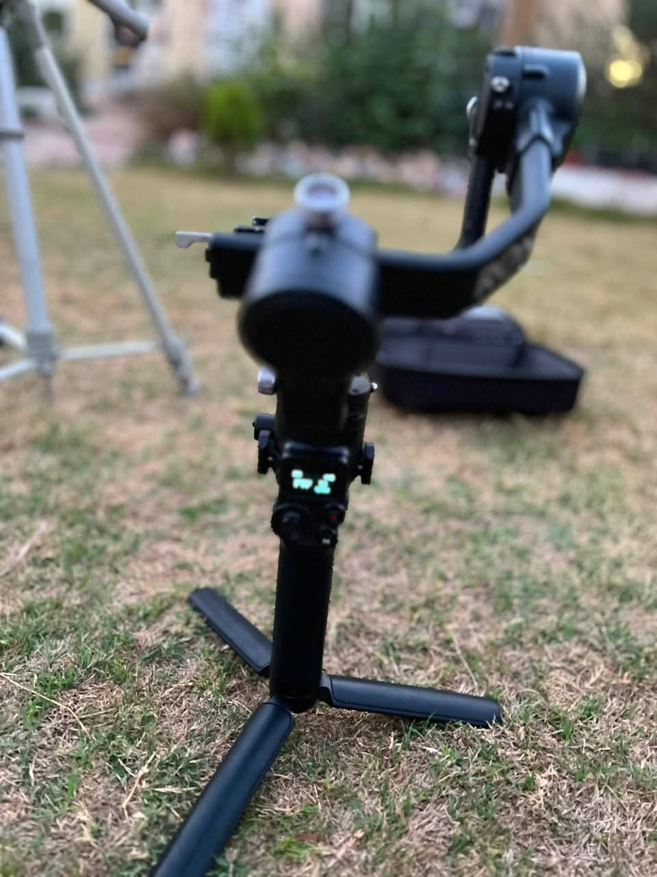 البيع  RONIN RS2 Pro
نضافة 80%
يحمل 2ونص كيلو 
سعر🔥
واتساب ***********
وخاص مستعجل على البيعة
